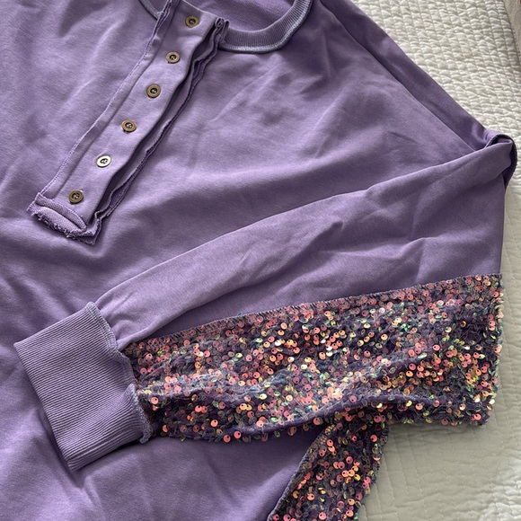 New Peach Love oversizeded sequin sweatshirts L - Picture 2 of 7